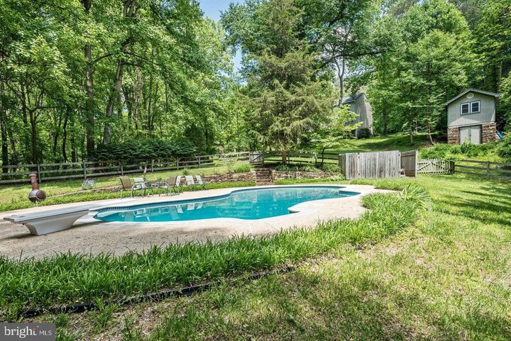 Property Photo:  619 Sideling Court  MD 21784 
