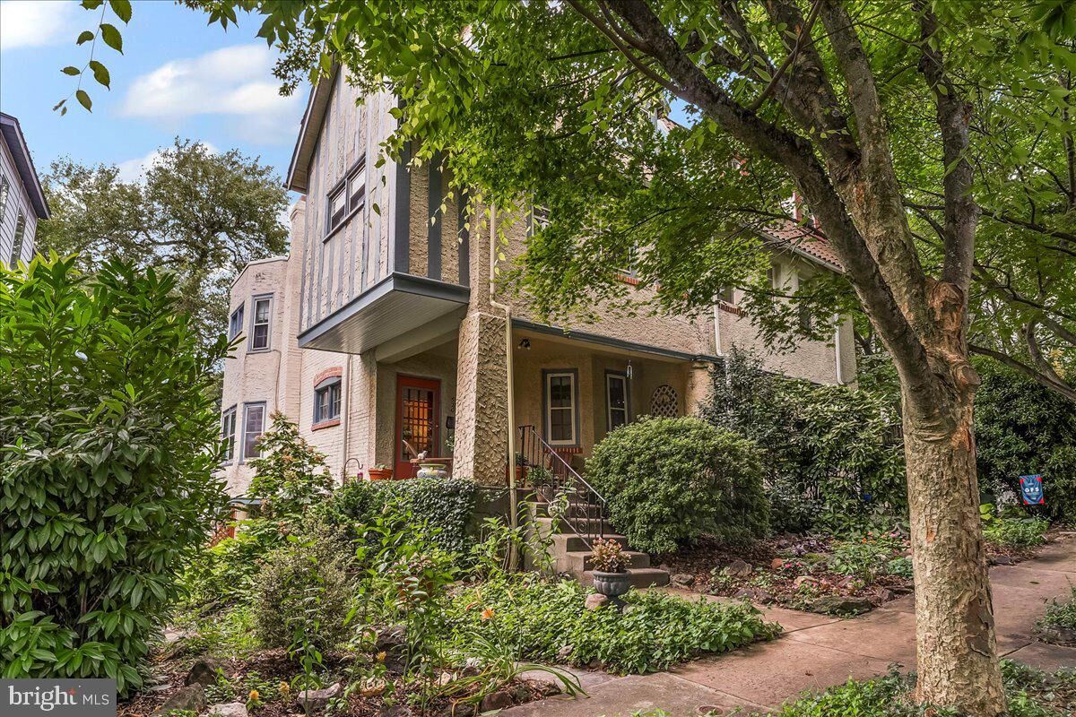 Property Photo:  520 Burnham Road  PA 19119 