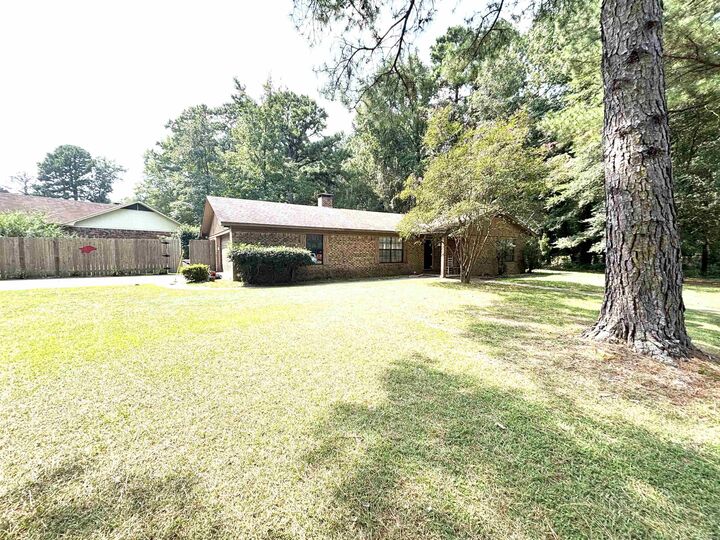 Property Photo:  1150 Woodside Circle  AR 71701 