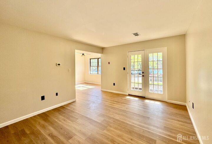 Property Photo:  101 Green Hollow Drive  NJ 08830 