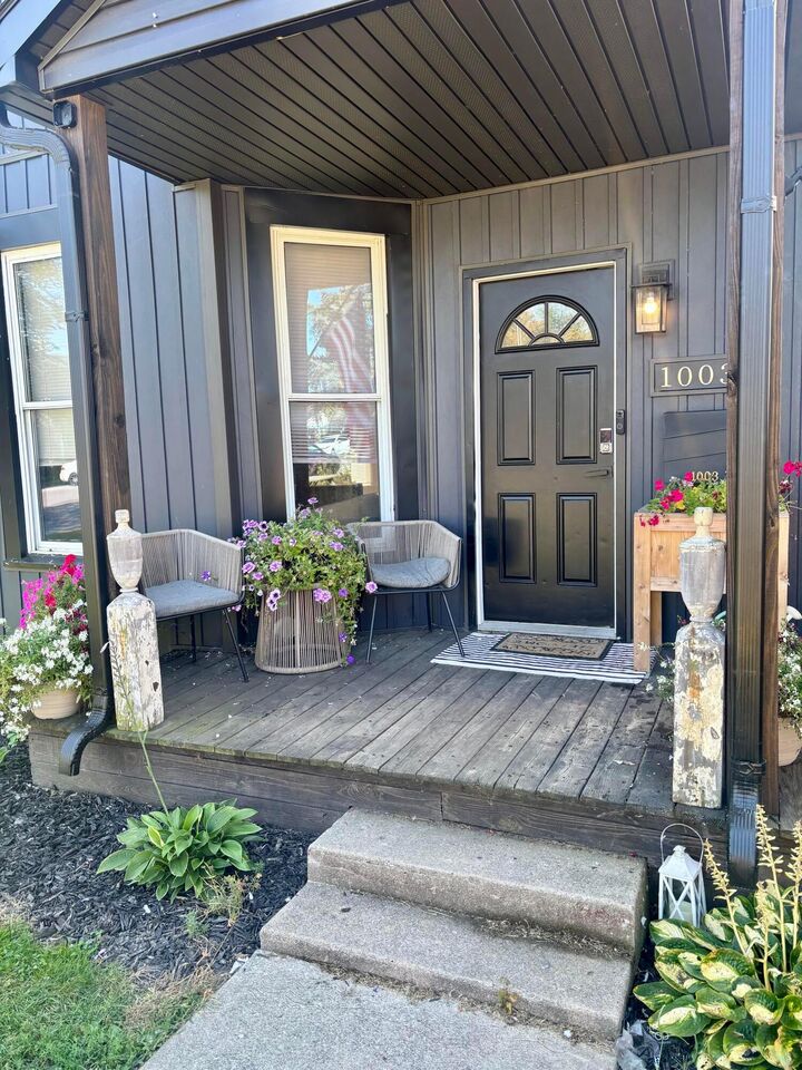 Property Photo: 1003 Lakeview Avenue OH 43160