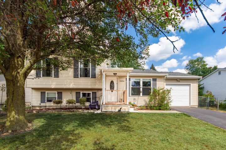 Property Photo:  5436 Westgrove Drive  OH 43228 