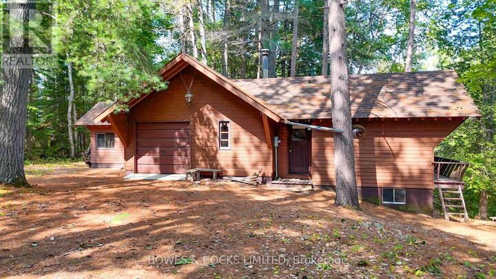 Property Photo:  915 Madawaska River Drive  ON K0J 1L0 