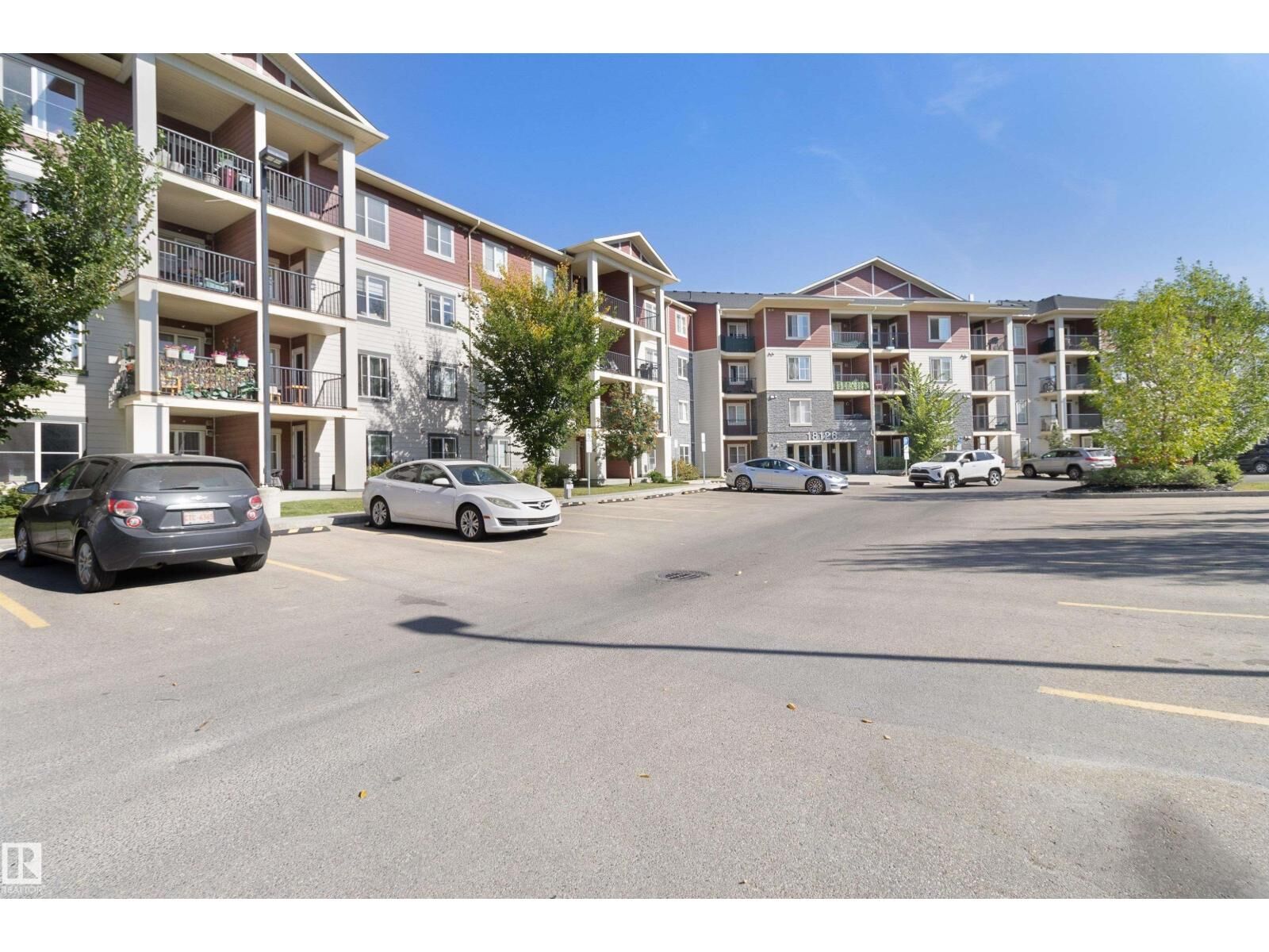 Property Photo:  #412 18126 77 St NW  AB T5Z 0N7 