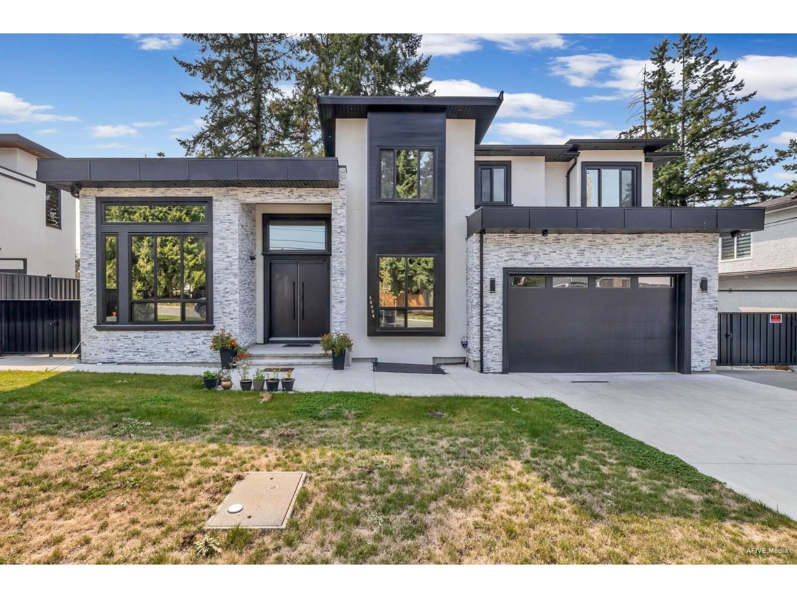 Property Photo: 10954 78 BC V4C 1N5