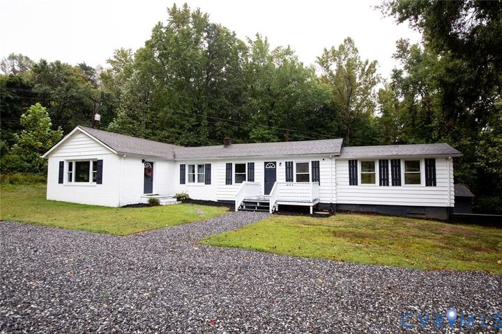 Property Photo: 3153 W Third VA 23901