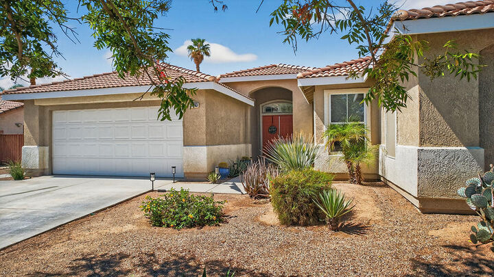 37763 Colebridge Street  Palm Desert CA 92211 photo