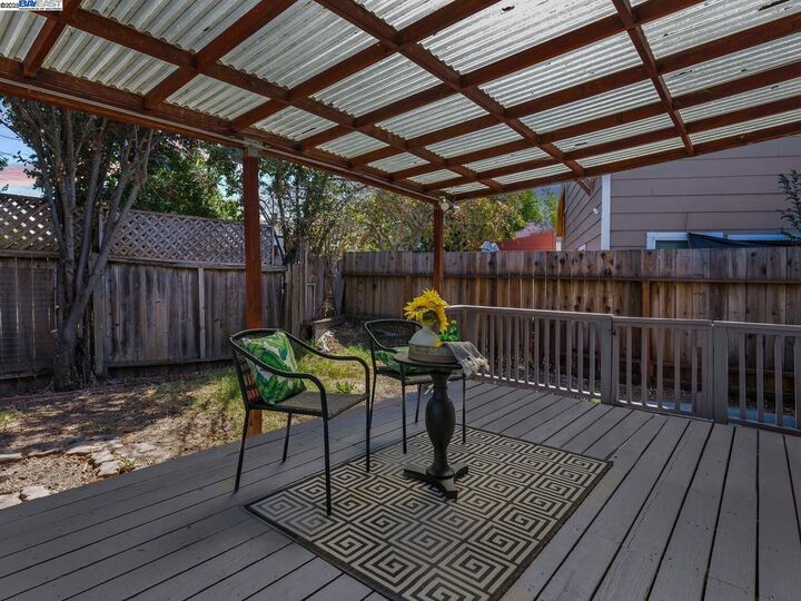 Property Photo:  130 12th St  CA 94590 