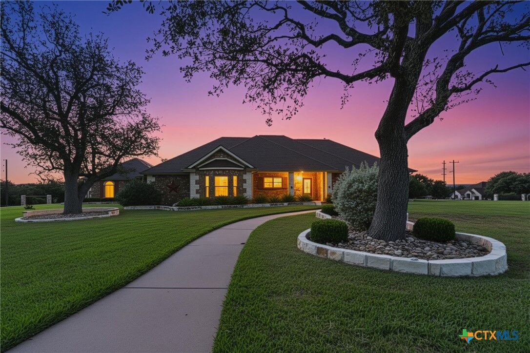 Property Photo:  180 Honeysuckle Drive  TX 76549