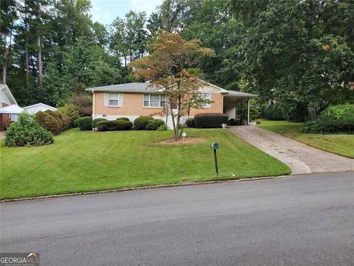 Property Photo:  1068 Willivee Drive  GA 30033 