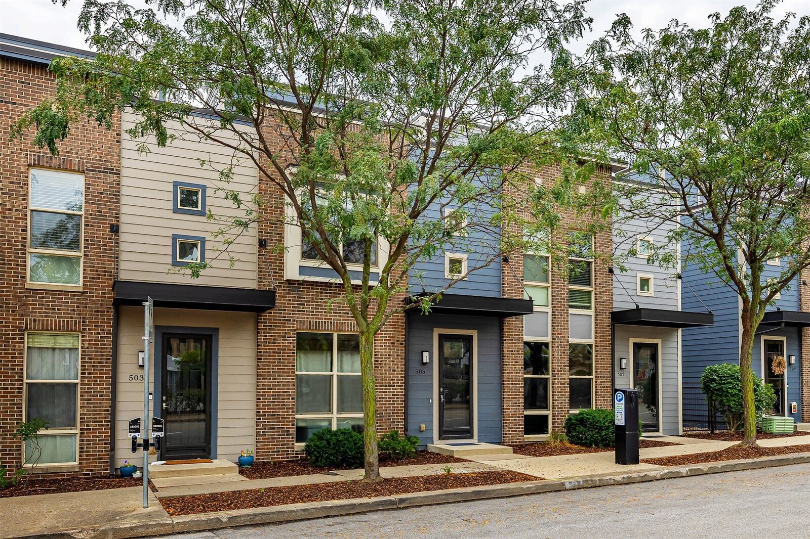 Property Photo:  214 Watson Powell Jr Way 505  IA 50309