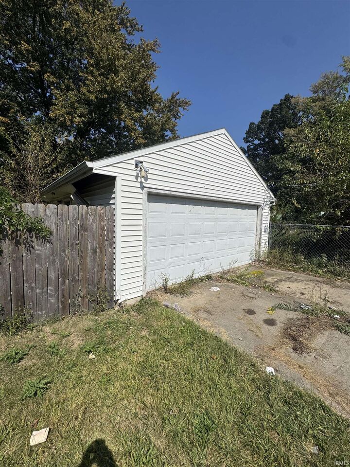 Property Photo:  4727 Weisser Park Avenue  IN 46806 
