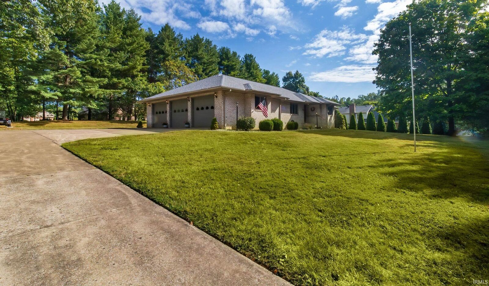 Property Photo: 5933 Krueger Avenue IN 47720