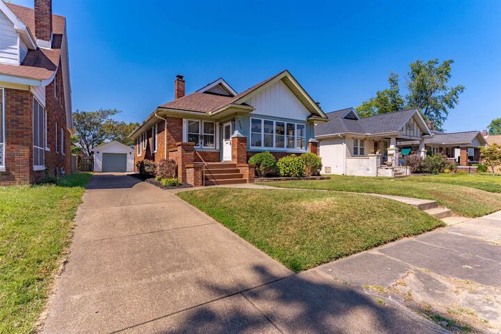 Property Photo:  723 S Rotherwood Avenue  IN 47714 