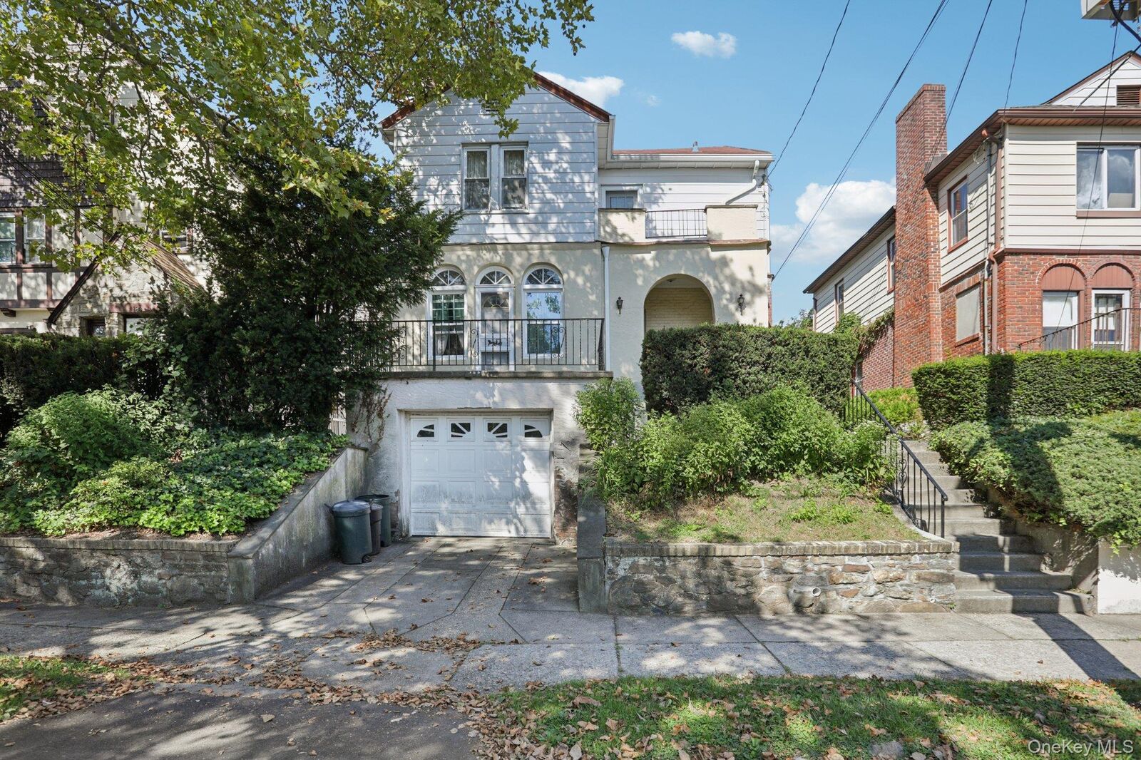 Property Photo:  184 Hillcrest Road  NY 10552 