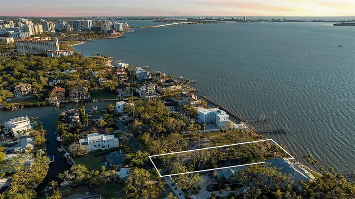 Property Photo:  2046 Alameda Avenue  FL 34234 