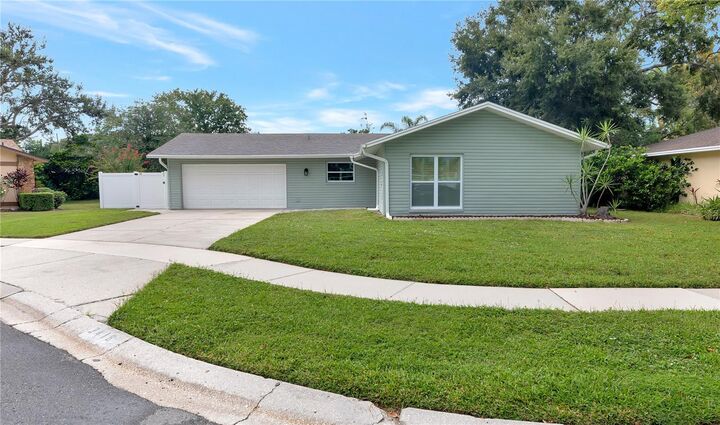 Property Photo:  3418 Glossy Ibis Court  FL 34683 