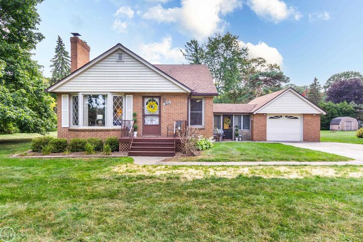 1805 Clinton Avenue  Saint Clair MI 48079 photo