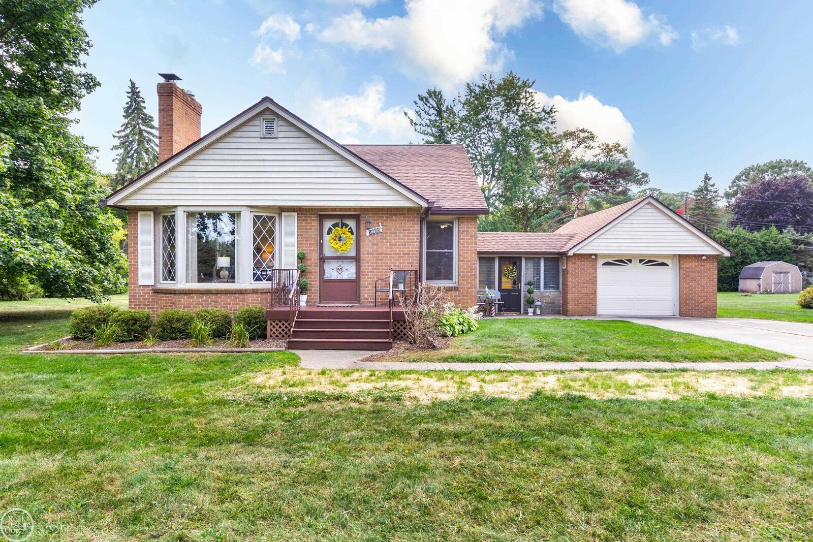 Property Photo:  1805 Clinton Avenue  MI 48079 