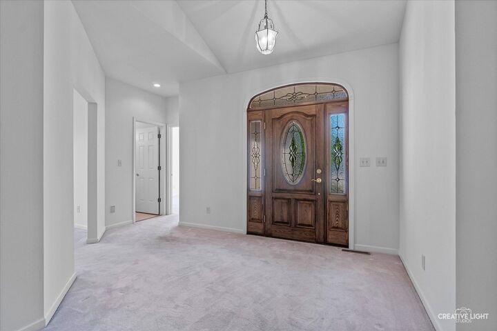 Property Photo:  305 E Knights Road  IL 60548