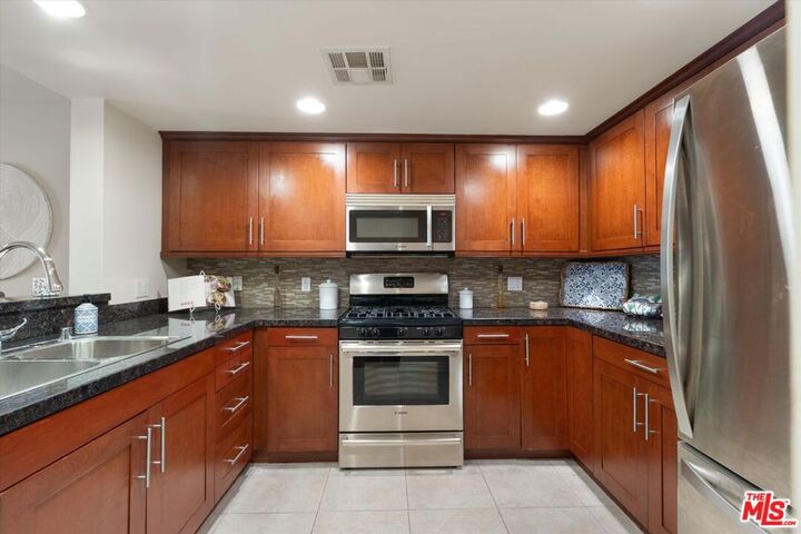 Property Photo:  7100 Alvern Street 317  CA 90045 
