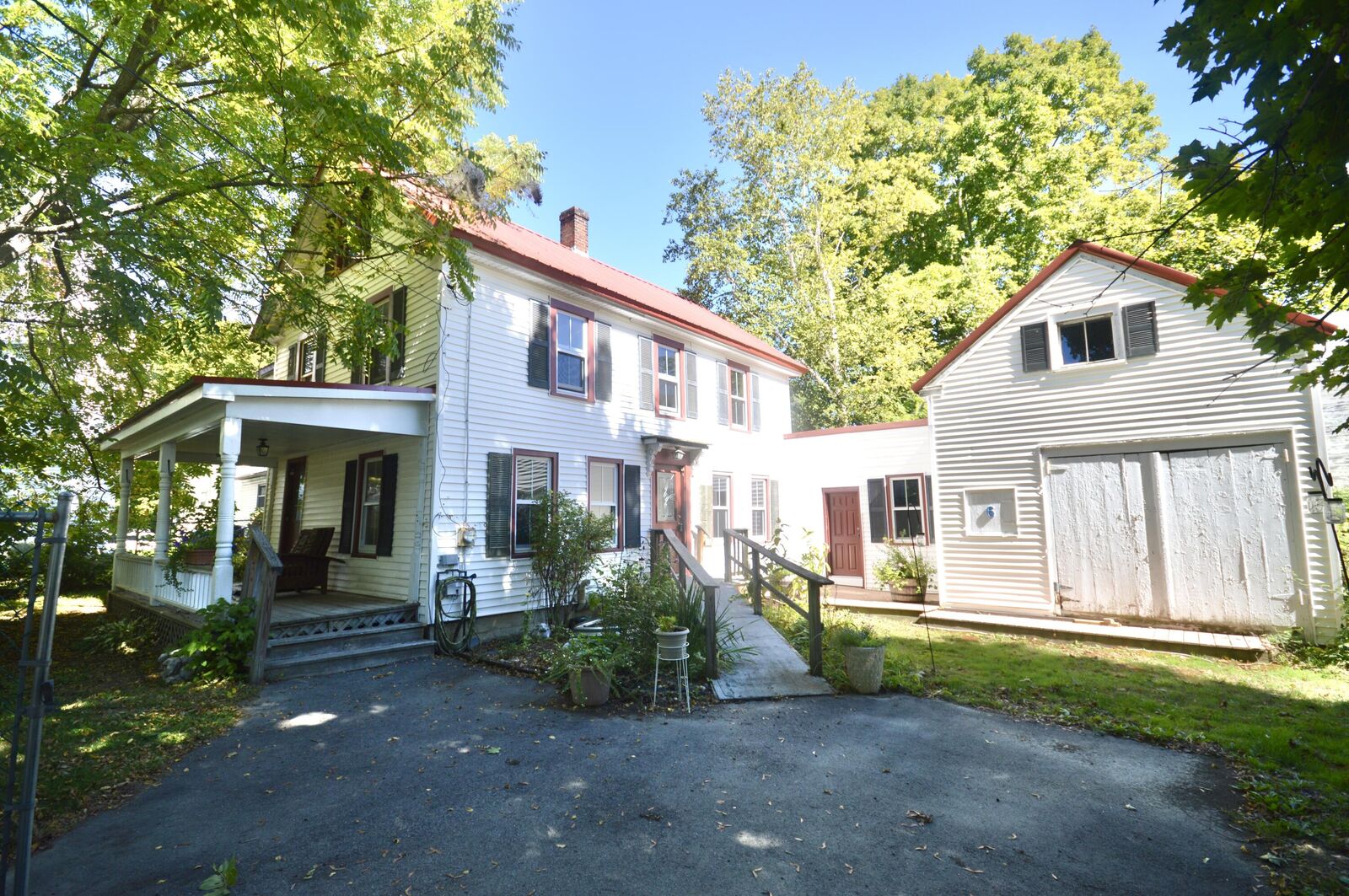 Property Photo:  6 Pleasant Street  ME 04473 