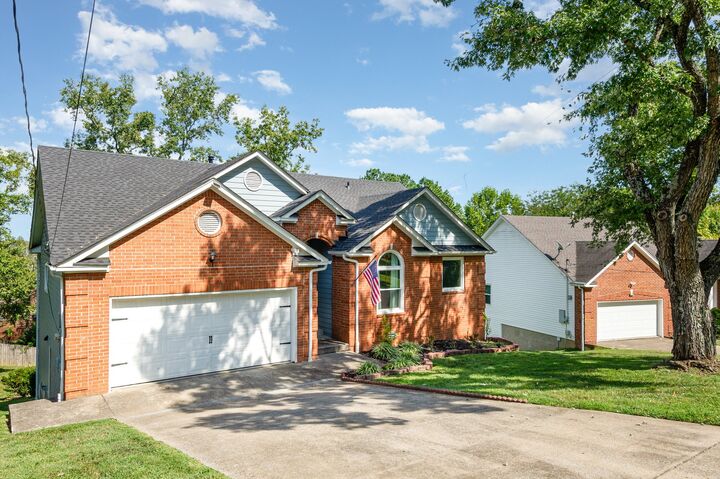 Property Photo:  4516 Raccoon Trl  TN 37076 