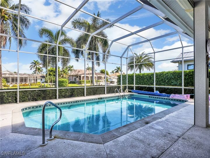 Property Photo:  1410 Quintara Court  FL 34145 