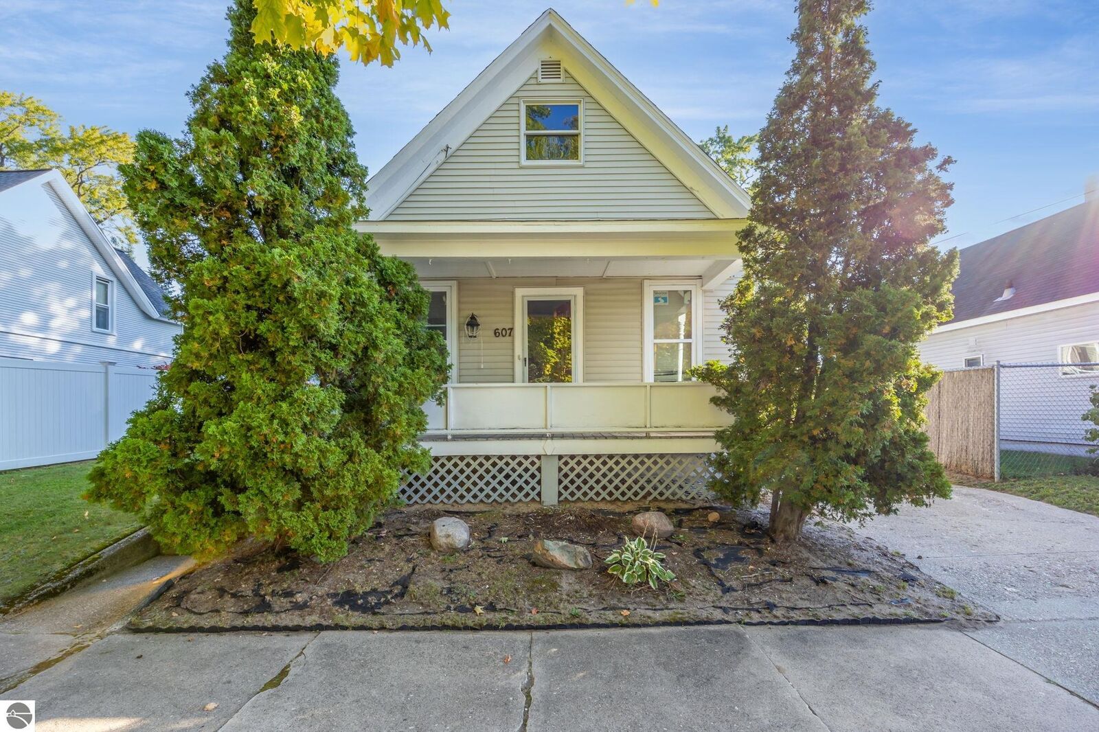 Property Photo:  607 Maple Street  MI 49601 