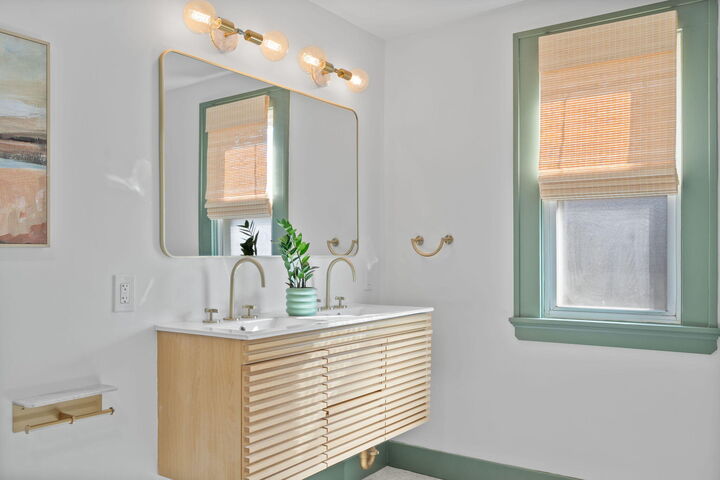 Property Photo:  412 W 9th Street  KY 41011 