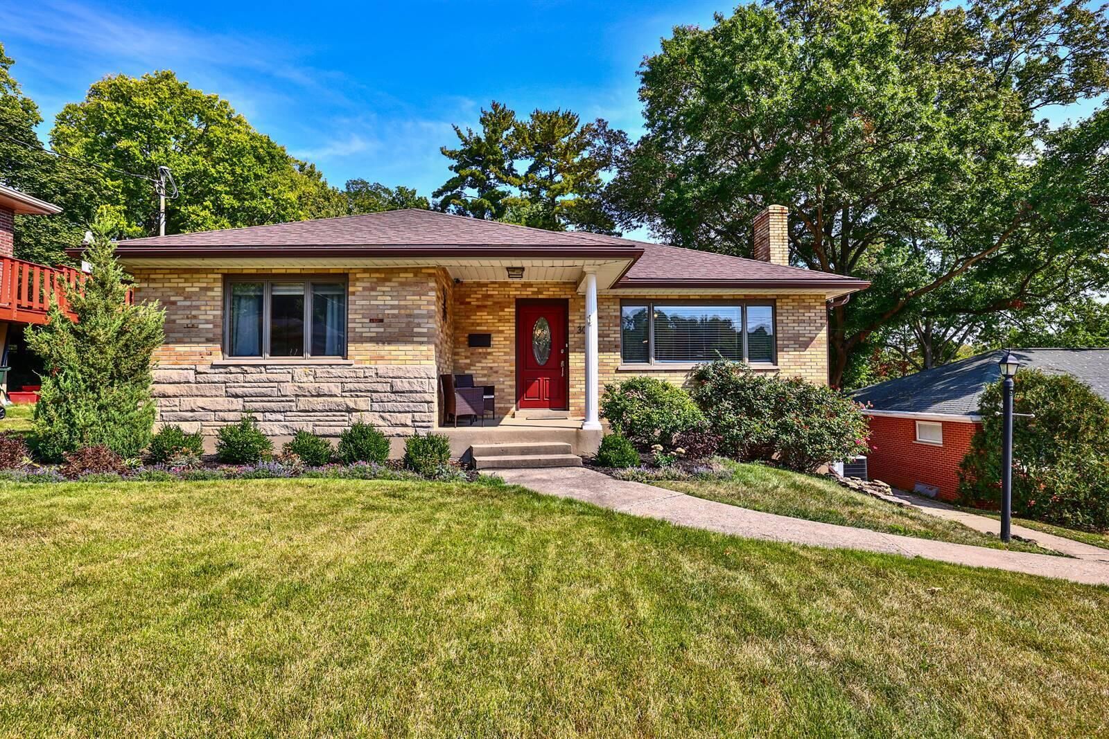 Property Photo:  304 Birchwood Drive  KY 41011 