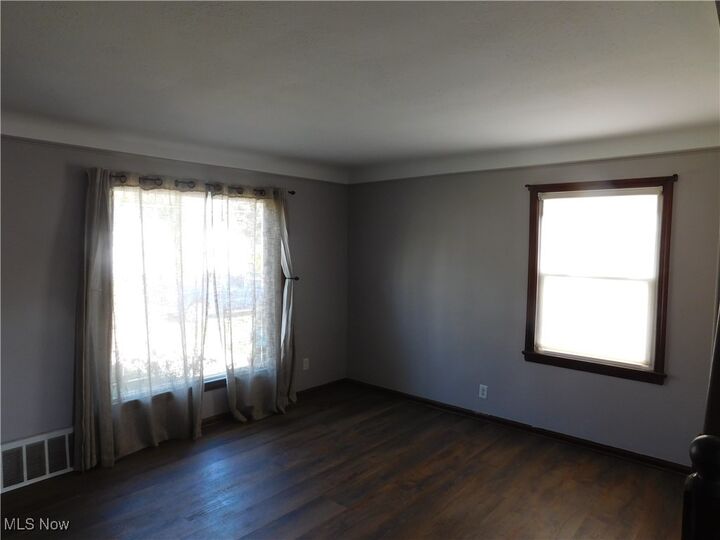 Property Photo:  1705 Douglas Road  OH 44092 