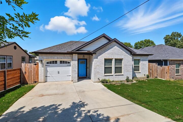 2325 Echo Lake Drive  Dallas TX 75253 photo