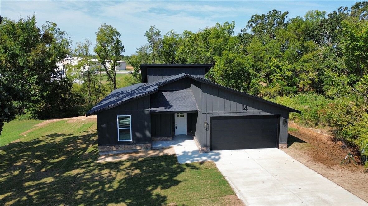 Property Photo: 14 Dugan Circle AR 72715