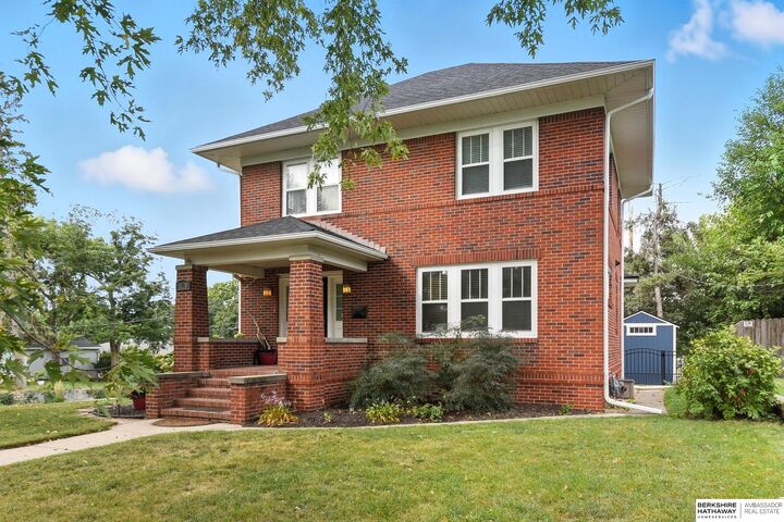 Property Photo: 1120 S 52nd Street NE 68106