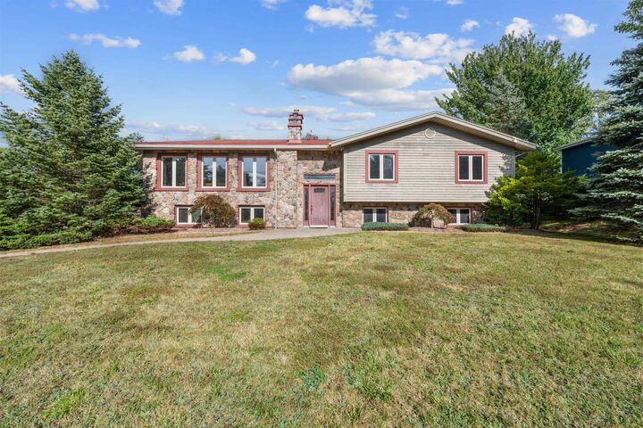 Property Photo:  82 Goodwill Avenue  PE C1A 3E5 