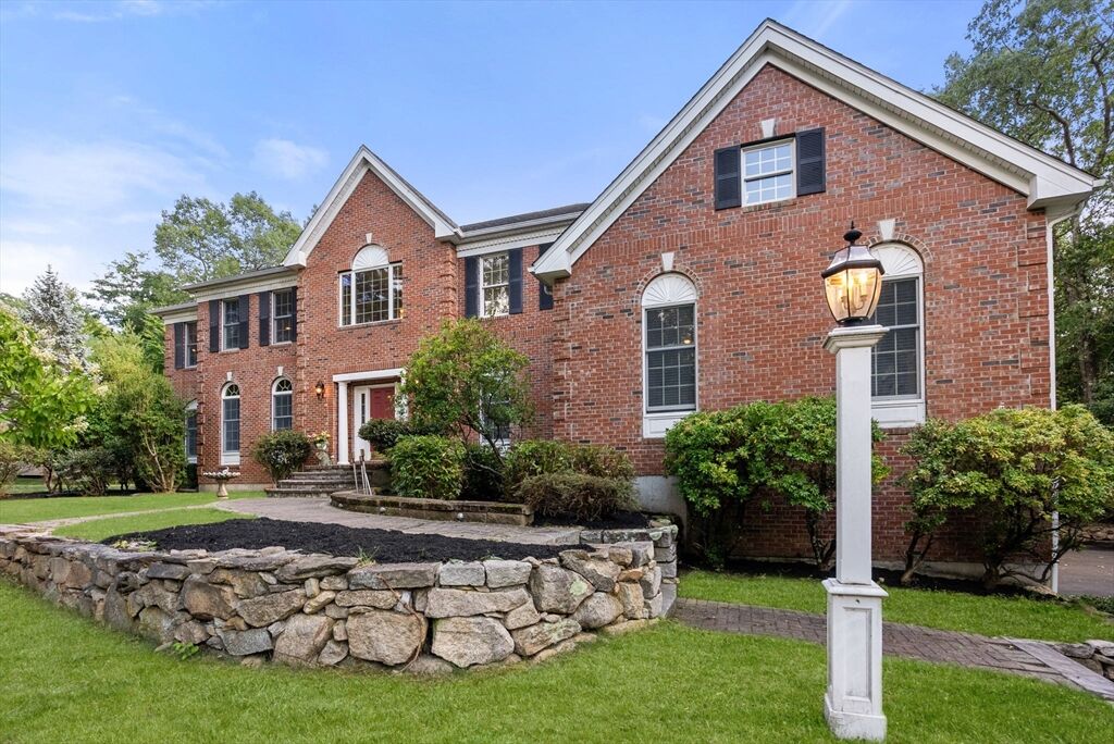 Property Photo:  24 Greenwood Rd  MA 01748 