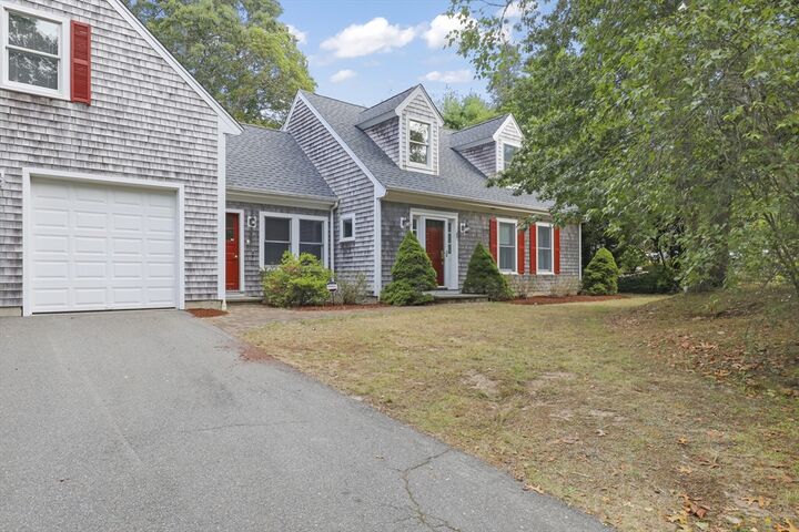 2 Tricia Rd  Falmouth MA 02556 photo