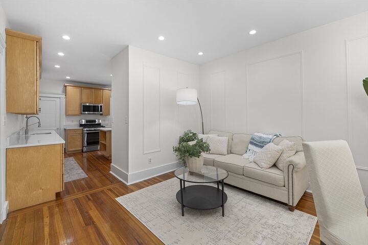Property Photo:  39 Parkton Rd 1  MA 02130 