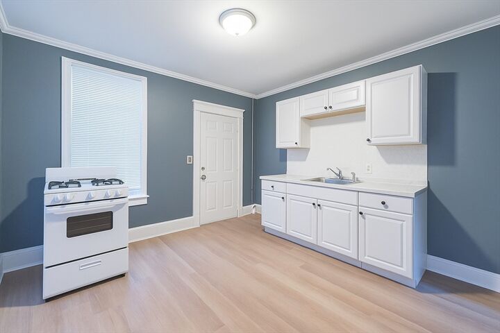 Property Photo:  173 Elm Street 2lc  MA 01040 