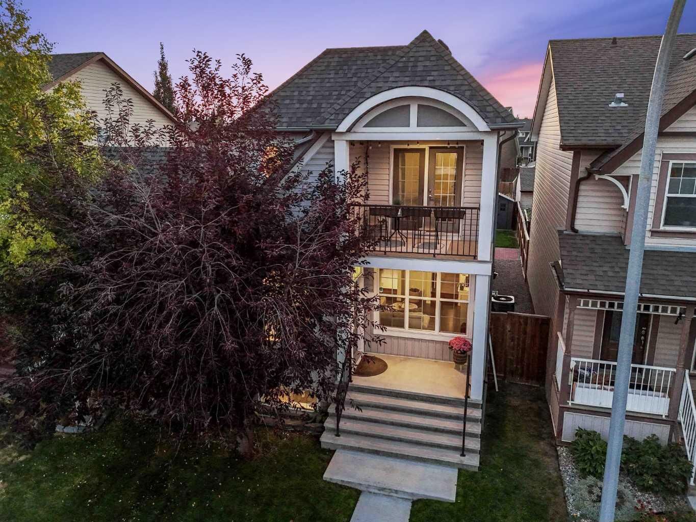 Property Photo:  17 Auburn Crest Green SE  AB T3M 0Z3 