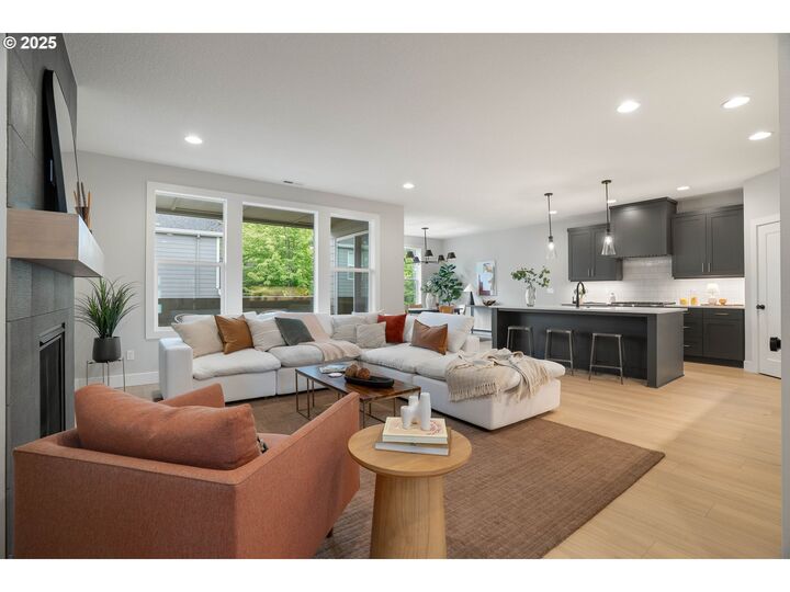 Property Photo:  2915 NW 114th Ter  OR 97229 