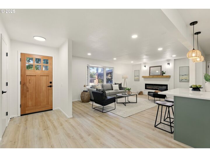 Property Photo:  8003 NE 87th Ave  WA 98662 