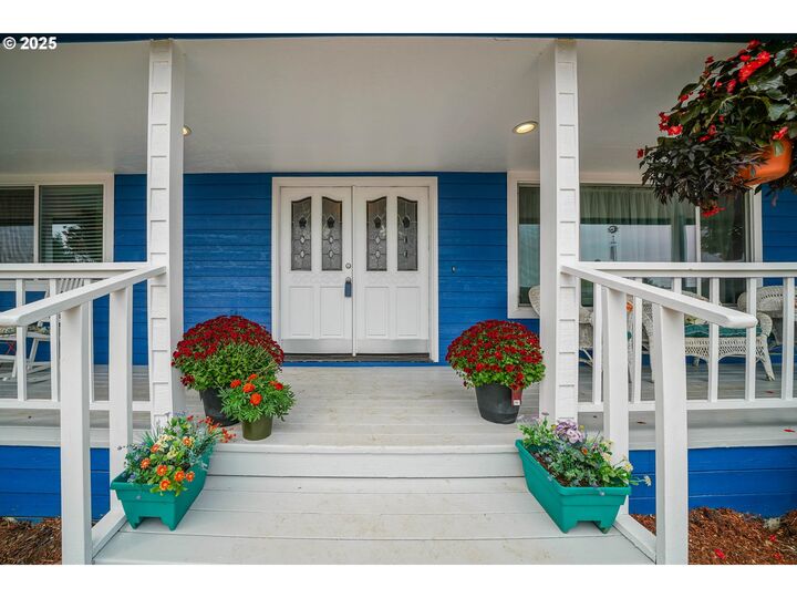 Property Photo:  8890 Shaw Sq  OR 97325 