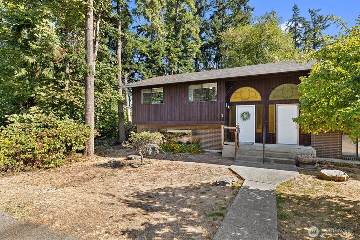 Property Photo: 660 SW Harrier Circle 1 WA 98277