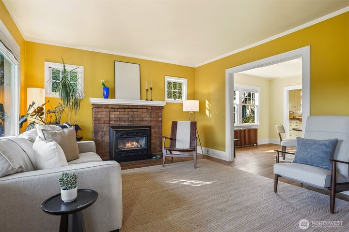 Property Photo: 130 & 132 N 77th Street WA 98103