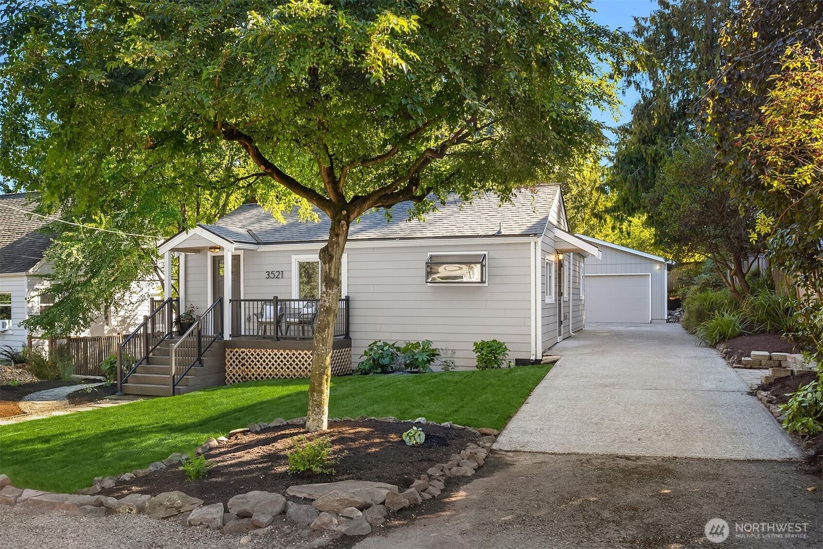 Property Photo:  3521 NE 92nd Street  WA 98115 
