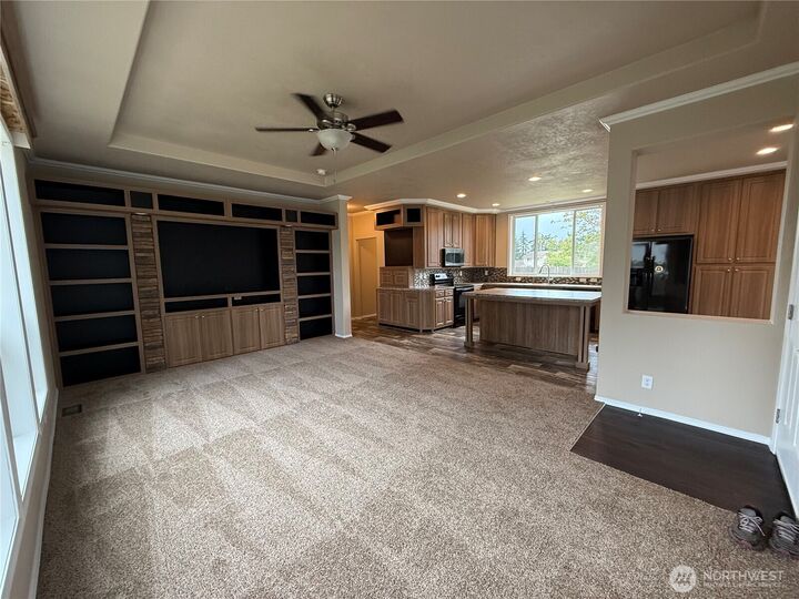 Property Photo:  2204 S 312 Street  WA 98003 