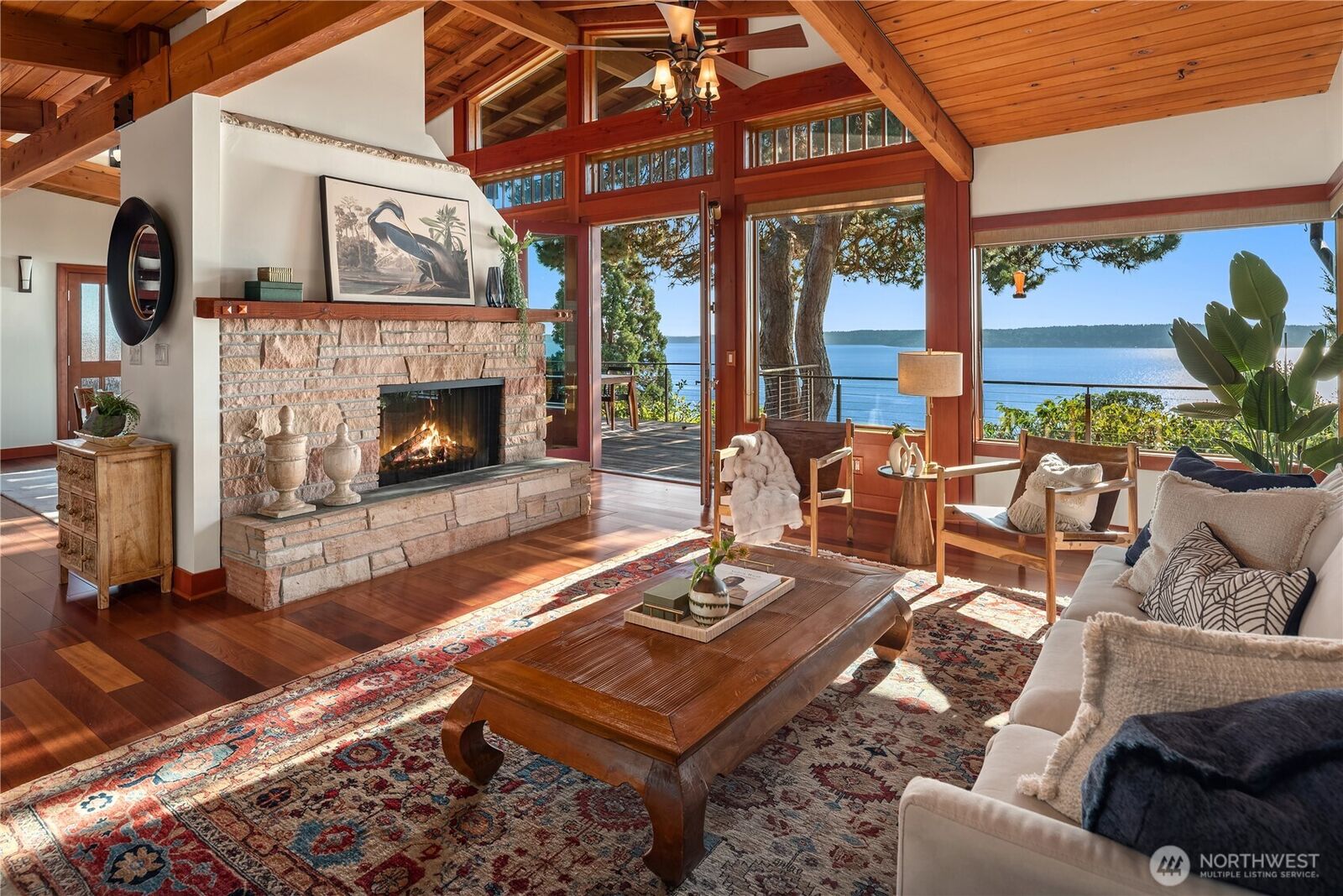 Property Photo: 10819 44th Avenue SW WA 98146