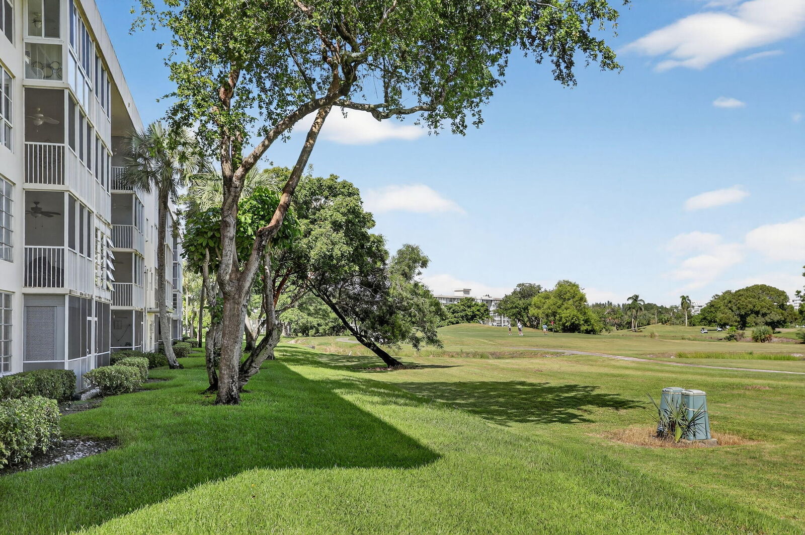 Property Photo:  2651 S Palm Aire Drive S 305  FL 33069 